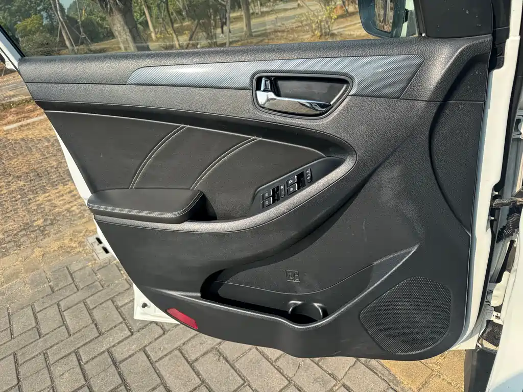 Dongfeng Fengguang Lifan 580 2016 1.5T CVT Luxury Edition 2017 - thumbnail 24