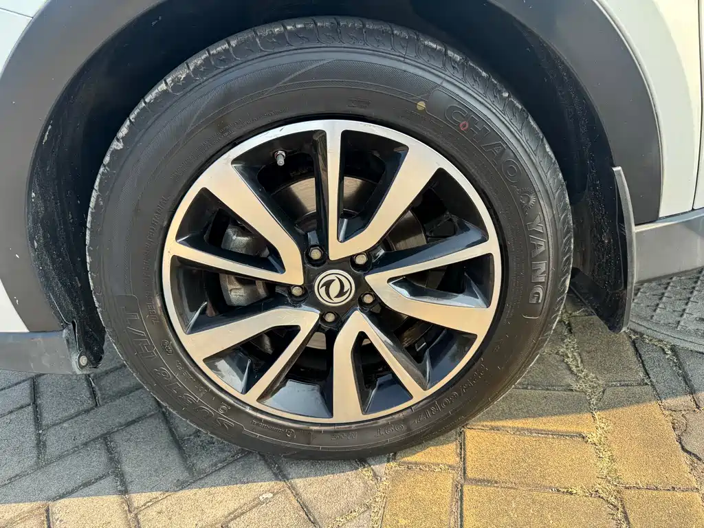 Dongfeng Fengguang Lifan 580 2016 1.5T CVT Luxury Edition 2017 - thumbnail 26