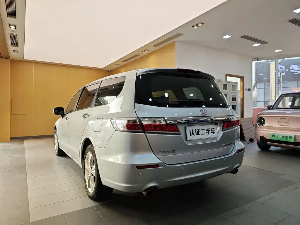 Honda Honda Odyssey 2014 2.4L Luxury Edition 2015 - thumbnail 13