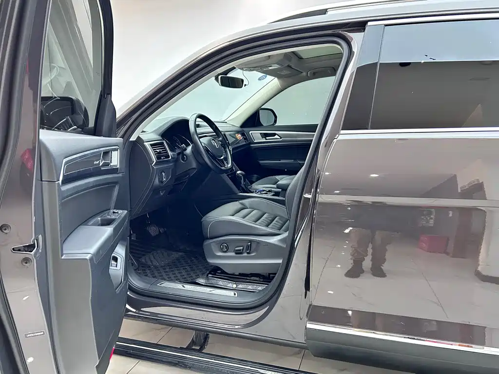 Volkswagen Teramont 2019 380TSI 4Motion Luxury Edition VI 2019 - thumbnail 8
