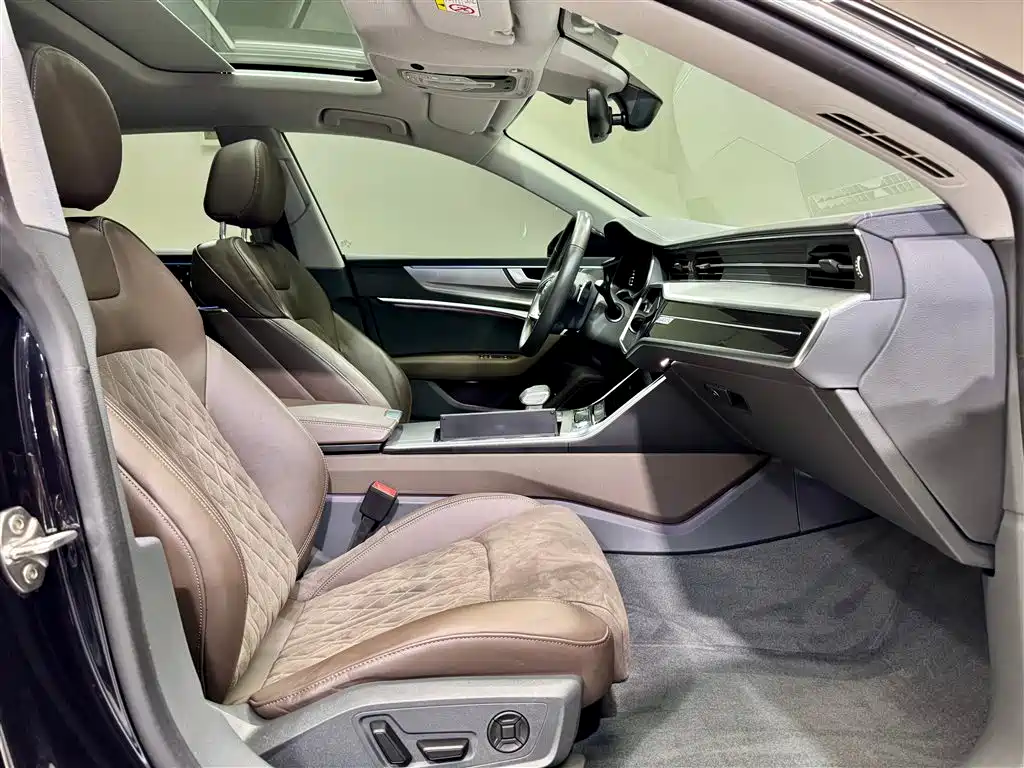 Audi Audi A7L 2024 45TFSI quattro S-line Vision Crystal Package 2024 - thumbnail 18
