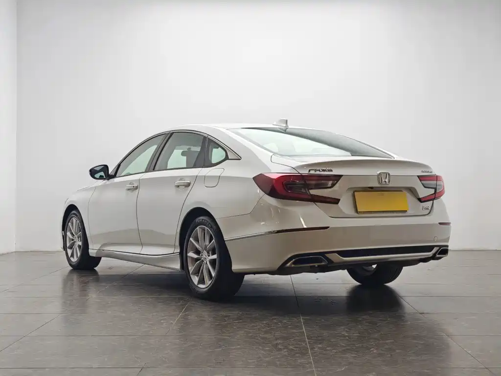 Honda Honda Accord 2022 260TURBO Luxury Edition 2023 - thumbnail 4