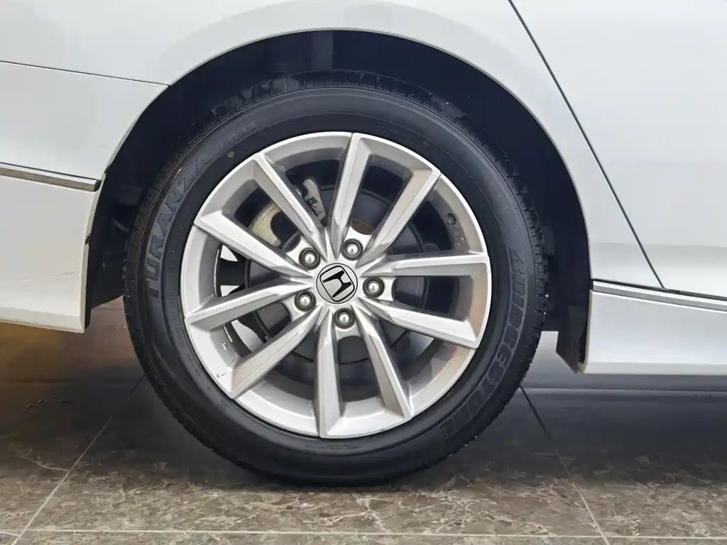 Honda Honda Accord 2022 260TURBO Luxury Edition 2023 - thumbnail 9