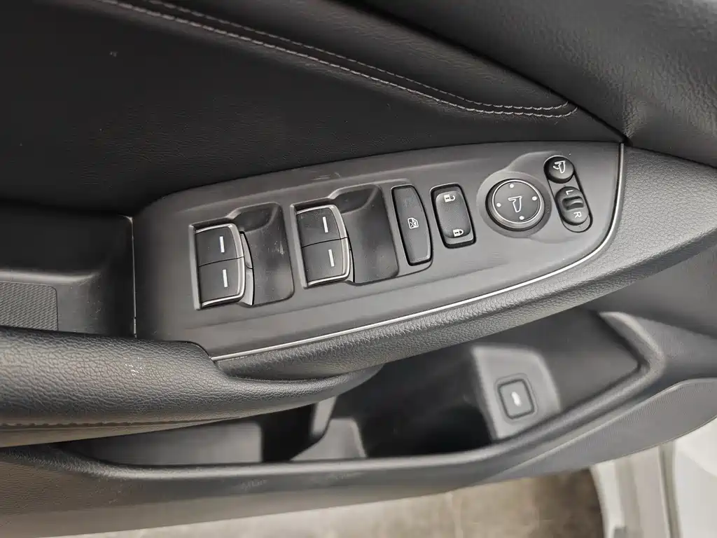 Honda Honda Accord 2022 260TURBO Luxury Edition 2023 - thumbnail 27
