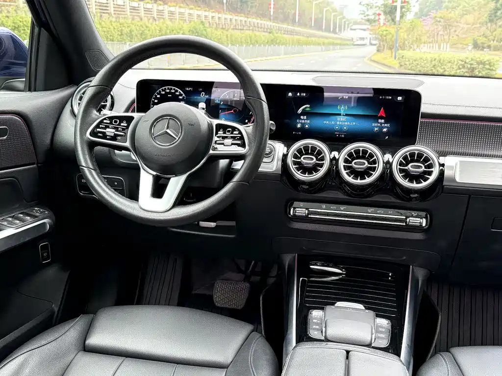 Mercedes-Benz Mercedes-Benz GLB 2020 Facelift GLB 200 Style 2020 - thumbnail 16