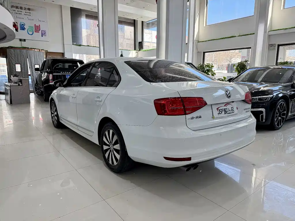 Volkswagen Volkswagen Sagitar 2017 230TSI Automatic Comfort Edition 2017 - thumbnail 11
