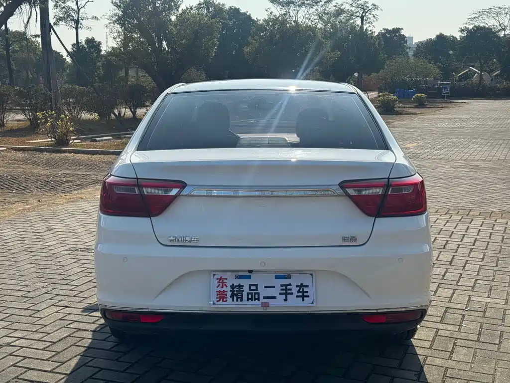 Geely Automobile Geely Emgrand 2018 1.5L Automatic Luxury Edition 2019 - thumbnail 7