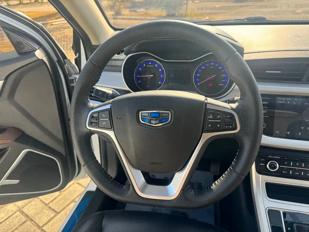 Geely Automobile Geely Emgrand 2018 1.5L Automatic Luxury Edition 2019 - thumbnail 14