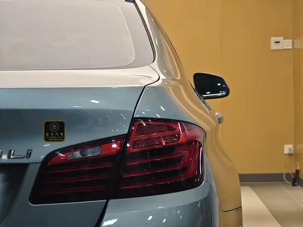 BMW BMW 5 Series 2014 520Li Elegant Edition 2014 - thumbnail 27