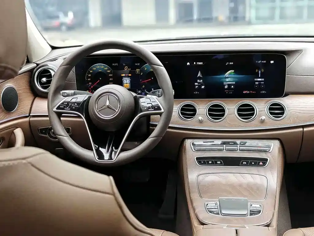 Mercedes-Benz Mercedes-Benz E-Class 2023 E 300 L Luxury 2022 - thumbnail 4