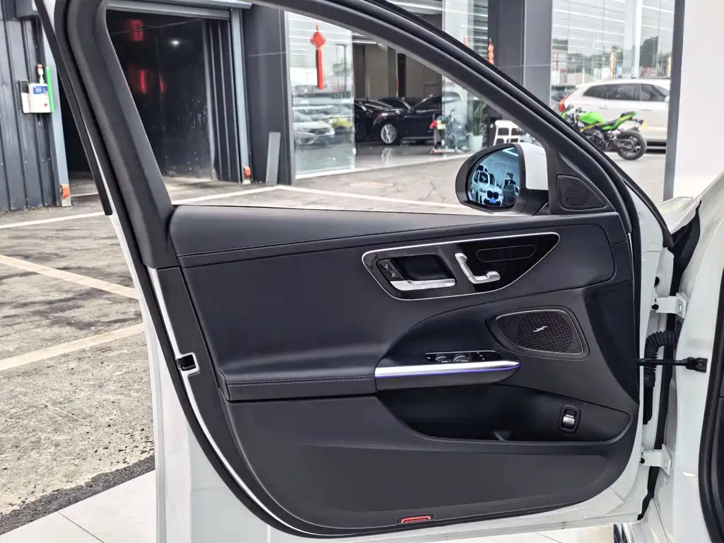 Mercedes-Benz Mercedes-Benz C-Class 2022 C 260 L Sport Edition 2021 - thumbnail 11