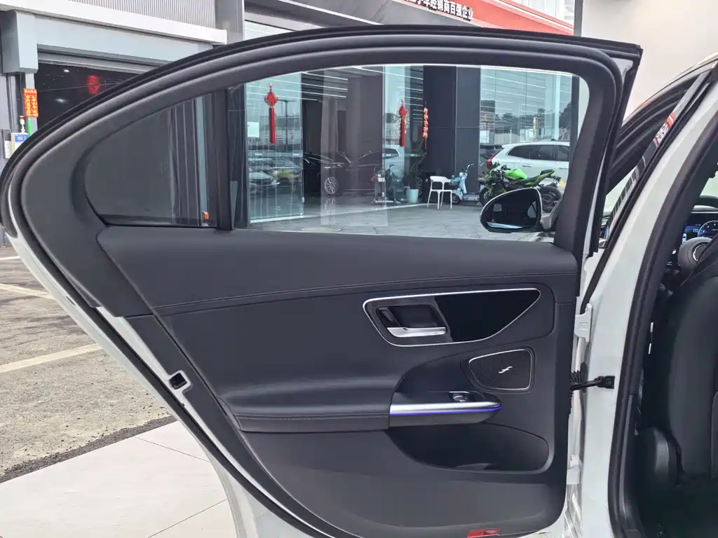 Mercedes-Benz Mercedes-Benz C-Class 2022 C 260 L Sport Edition 2021 - thumbnail 17