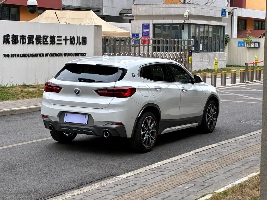BMW BMW X2 2021 Facelift sDrive25i M Sport 2022 - thumbnail 7