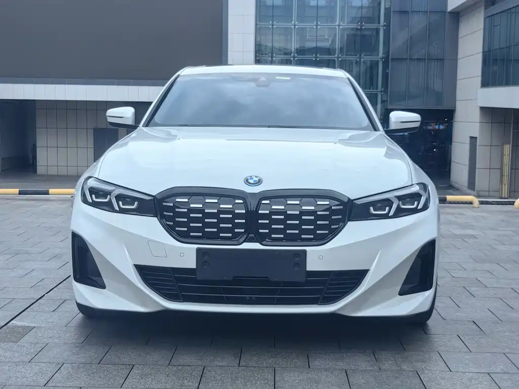 BMW BMW i3 2024 eDrive 35 L 2023 - thumbnail 2