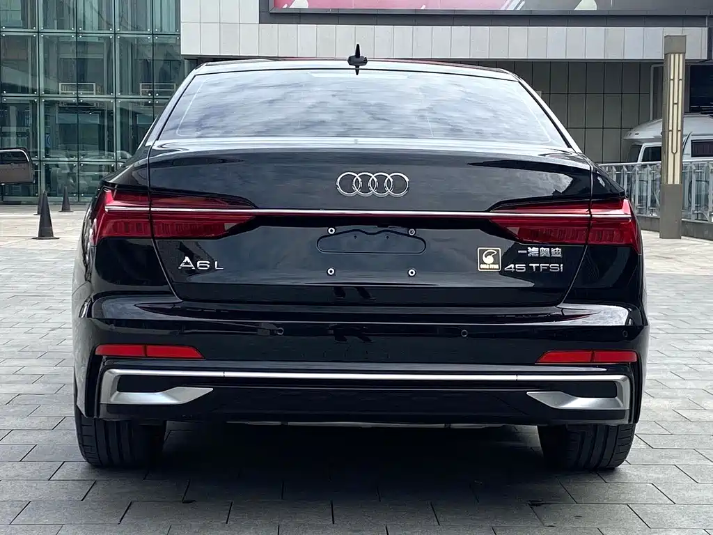 Audi Audi A6L 2024 45 TFSI Premium Dynamic 2024 - thumbnail 8