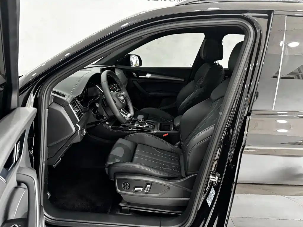 Audi Audi Q5L 2025 45th Anniversary Edition 40 TFSI Luxury Dynamic 2025 - thumbnail 11