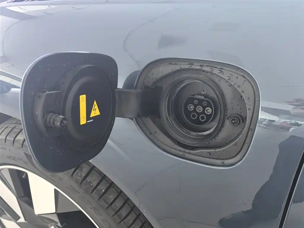 Volvo Volvo XC60 Plug-in Hybrid 2024 T8 AWD Long Range Premium 2023 - thumbnail 8