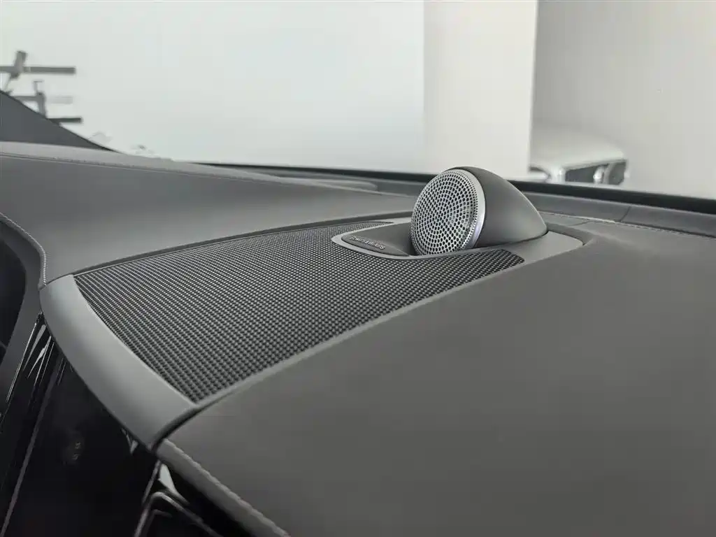 Volvo Volvo XC60 Plug-in Hybrid 2024 T8 AWD Long Range Premium 2023 - thumbnail 11