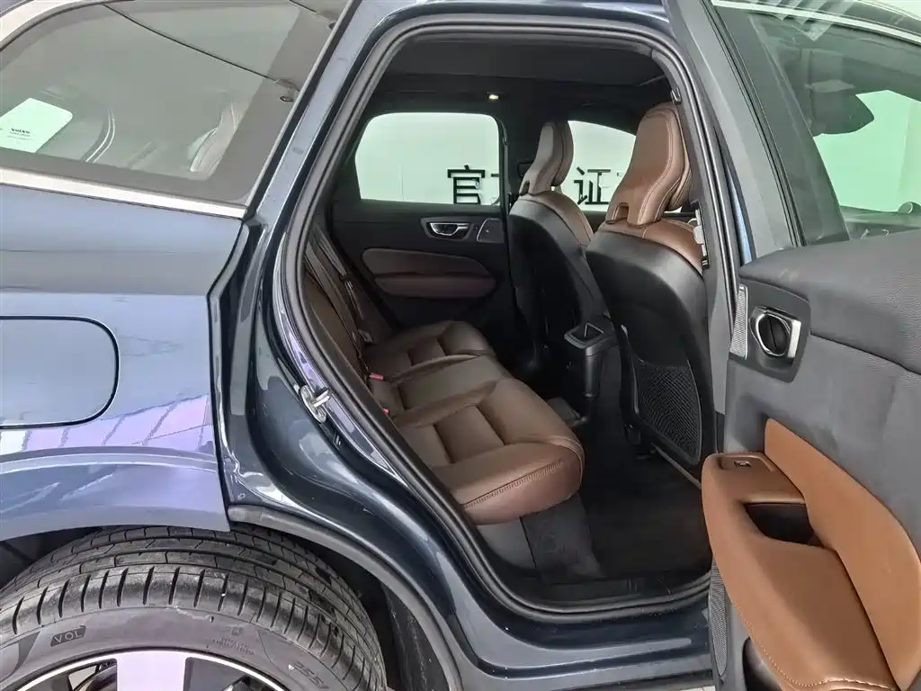 Volvo Volvo XC60 Plug-in Hybrid 2024 T8 AWD Long Range Premium 2023 - thumbnail 16