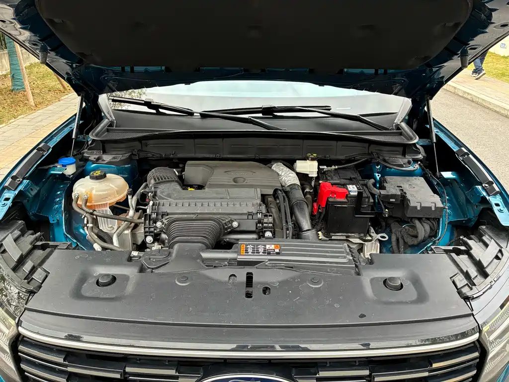 Ford Edge 2023 Edge L 2.0T EcoBoost FWD Seven Seat Luxury 2023 - thumbnail 22