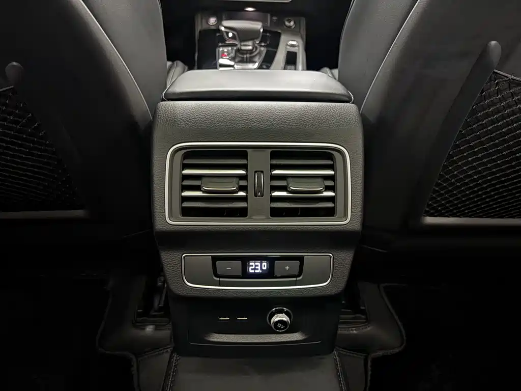 Audi Audi Q5L 2025 45th Anniversary Edition 40 TFSI Luxury Dynamic 2025 - thumbnail 19