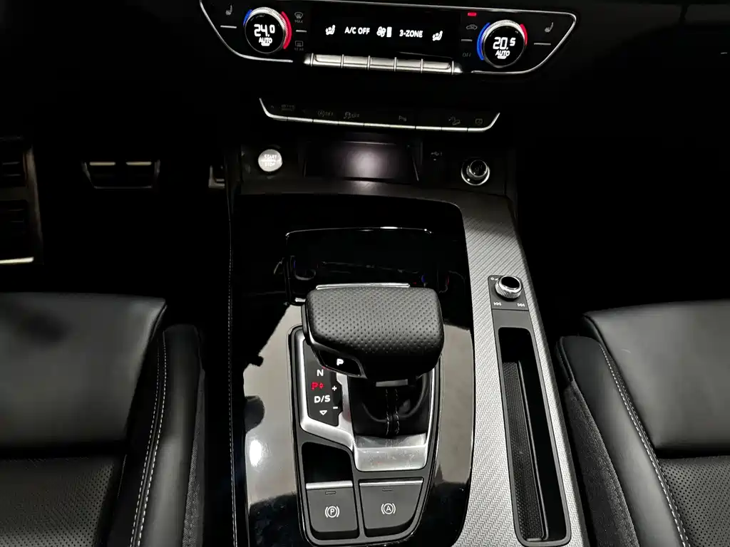 Audi Audi Q5L 2025 45th Anniversary Edition 40 TFSI Luxury Dynamic 2025 - thumbnail 20