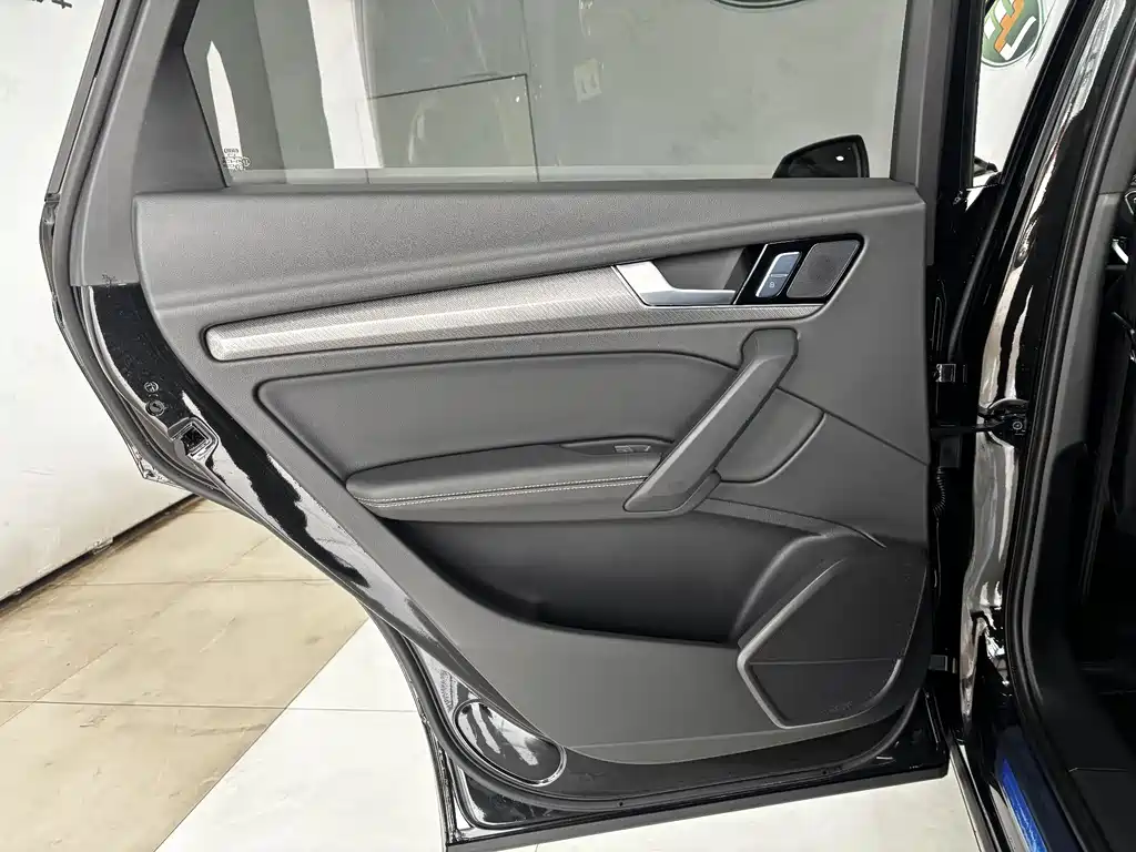 Audi Audi Q5L 2025 45th Anniversary Edition 40 TFSI Luxury Dynamic 2025 - thumbnail 21