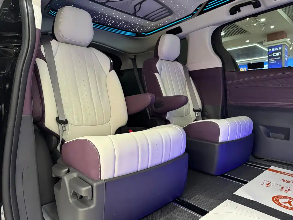 Toyota Toyota Sienna 2023 2.5L Hybrid LE 2024 - thumbnail 12