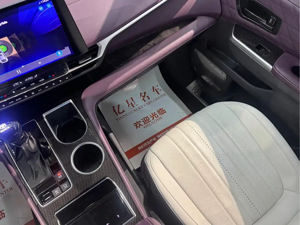 Toyota Toyota Sienna 2023 2.5L Hybrid LE 2024 - thumbnail 16