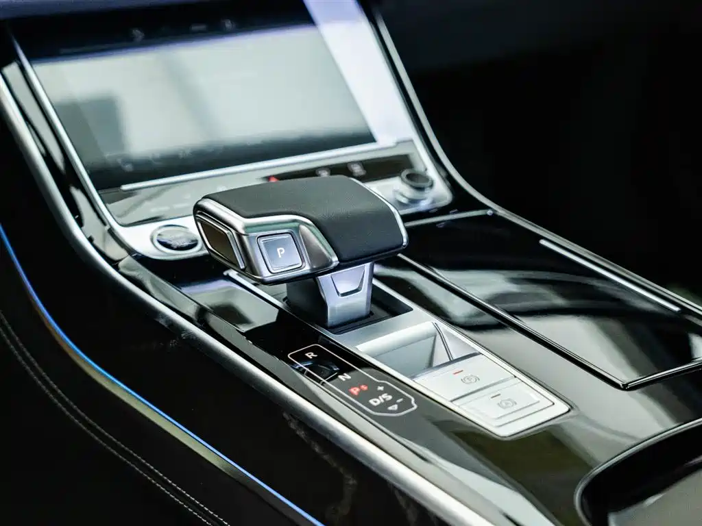 Audi Audi A8 2025 A8L 50 TFSI quattro Premium Selection 2026 - thumbnail 10