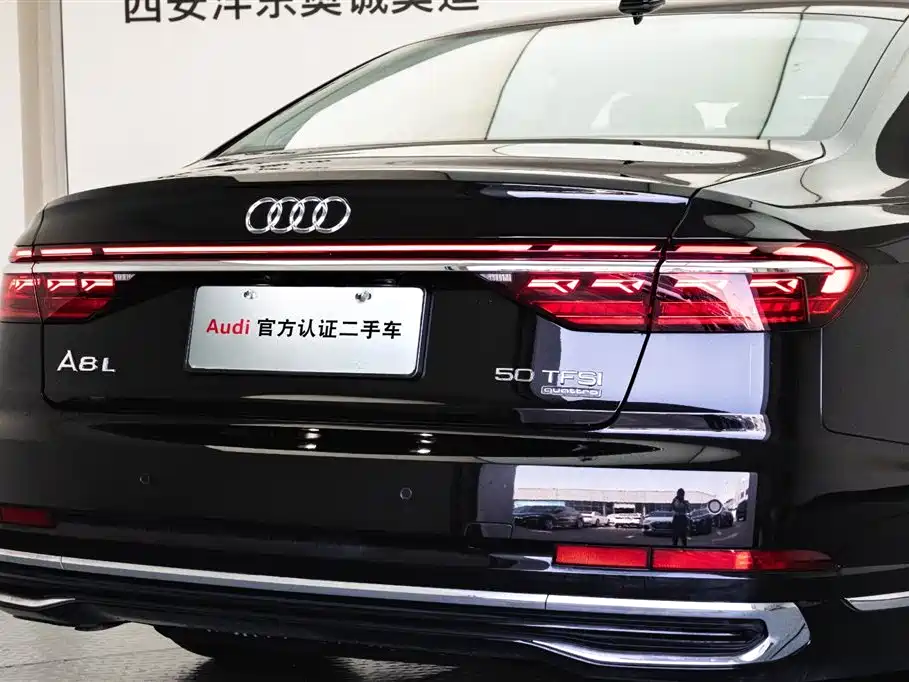 Audi Audi A8 2025 A8L 50 TFSI quattro Premium Selection 2026 - thumbnail 25