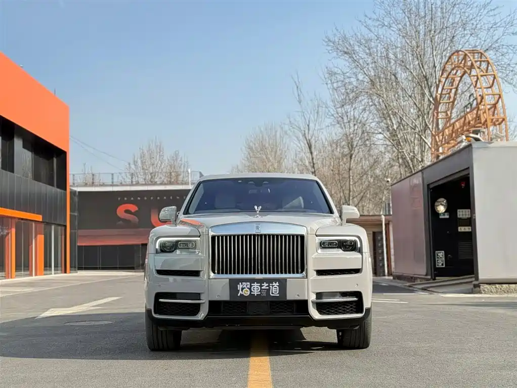 Rolls-Royce Rolls-Royce Cullinan 2018 Four-Seat Version 2021 - thumbnail 2