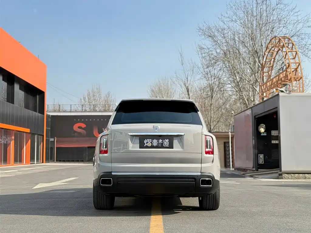 Rolls-Royce Rolls-Royce Cullinan 2018 Four-Seat Version 2021 - thumbnail 4