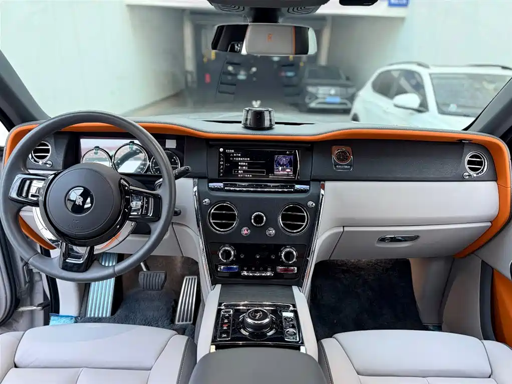 Rolls-Royce Rolls-Royce Cullinan 2018 Four-Seat Version 2021 - thumbnail 20