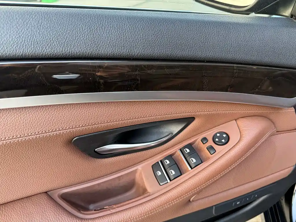 BMW BMW 5 Series 2017 525Li Leading Edition 2017 - thumbnail 19
