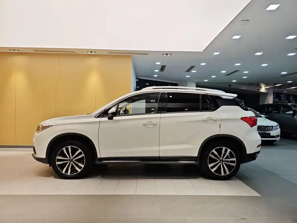 GAC Trumpchi GAC Trumpchi GS4 2017 235T Automatic 2WD Luxury SmartLink Edition 2019 - thumbnail 6