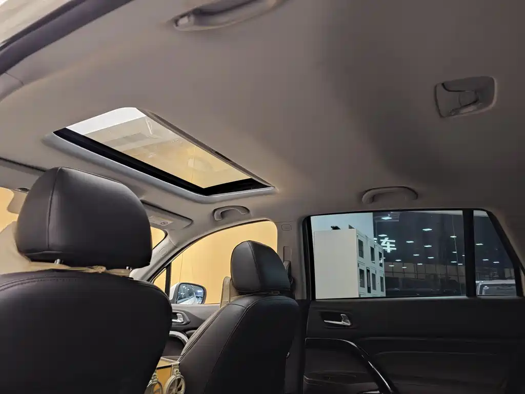 GAC Trumpchi GAC Trumpchi GS4 2017 235T Automatic 2WD Luxury SmartLink Edition 2019 - thumbnail 23