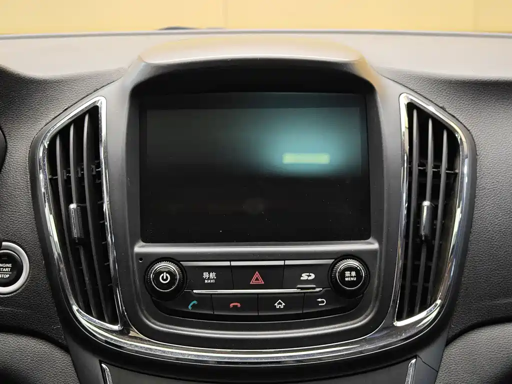 Baojun Baojun 560 2015 1.8L Manual Luxury Edition 2015 - thumbnail 15