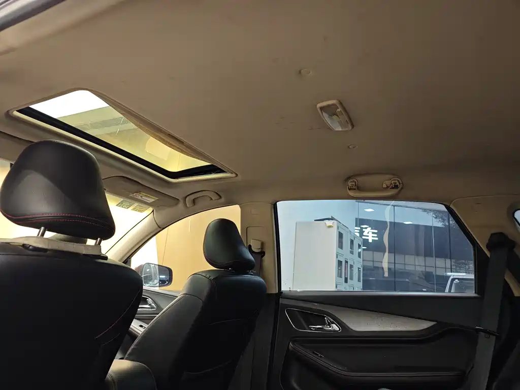 Baojun Baojun 560 2015 1.8L Manual Luxury Edition 2015 - thumbnail 23