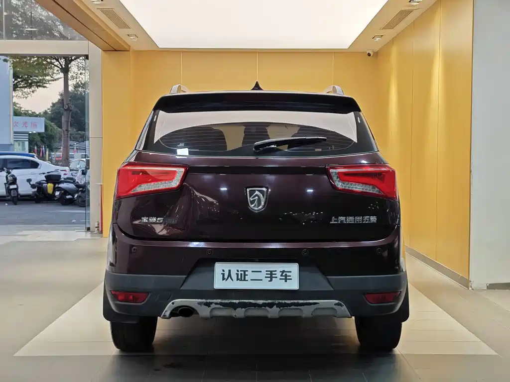 Baojun Baojun 560 2015 1.8L Manual Luxury Edition 2015 - thumbnail 27