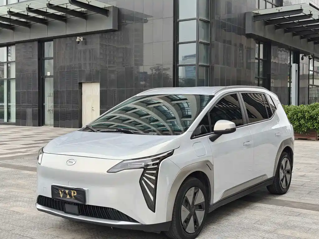 GAC New Energy AION Y 2023 Younger 2024 - thumbnail 2