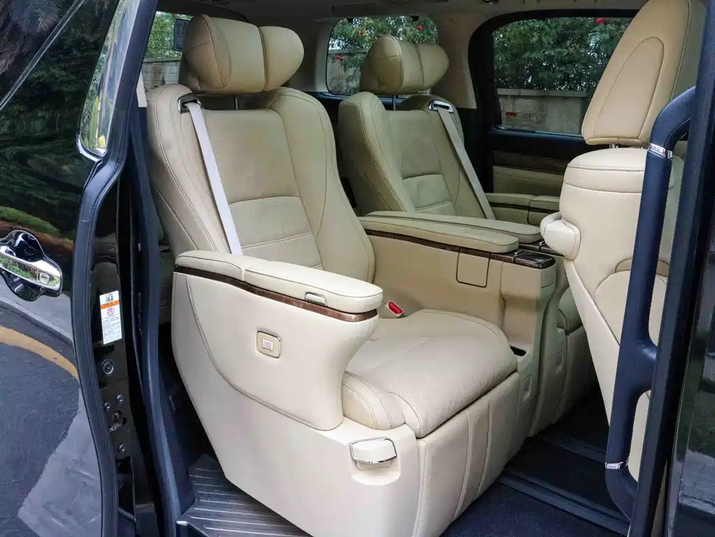 Toyota Alphard 2018 3.5L Executive Version 2018 - thumbnail 8