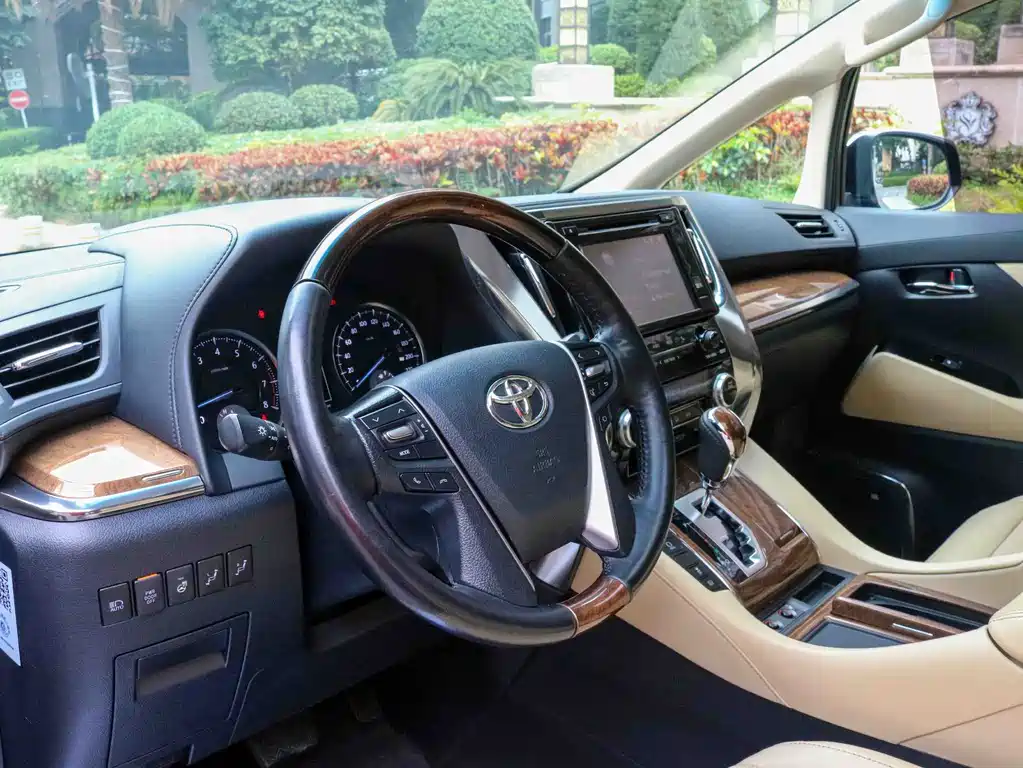 Toyota Alphard 2018 3.5L Executive Version 2018 - thumbnail 12