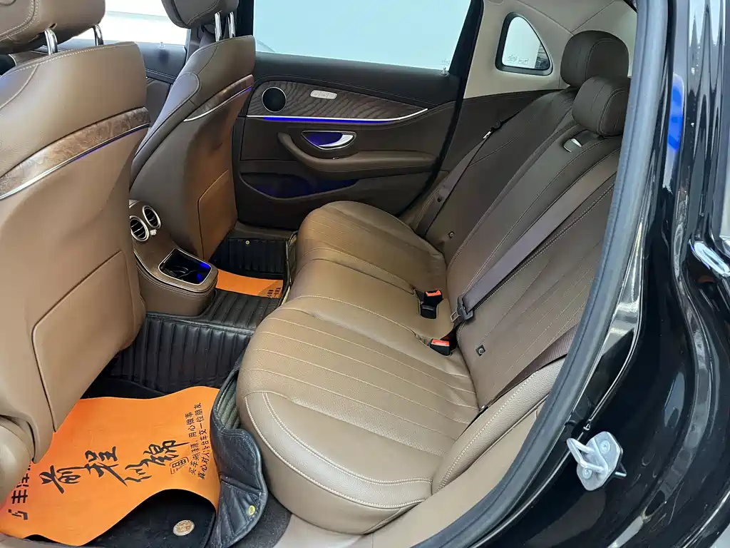 Mercedes-Benz Mercedes-Benz E-Class 2023 Model Year Facelift E 260 L 2023 - thumbnail 8