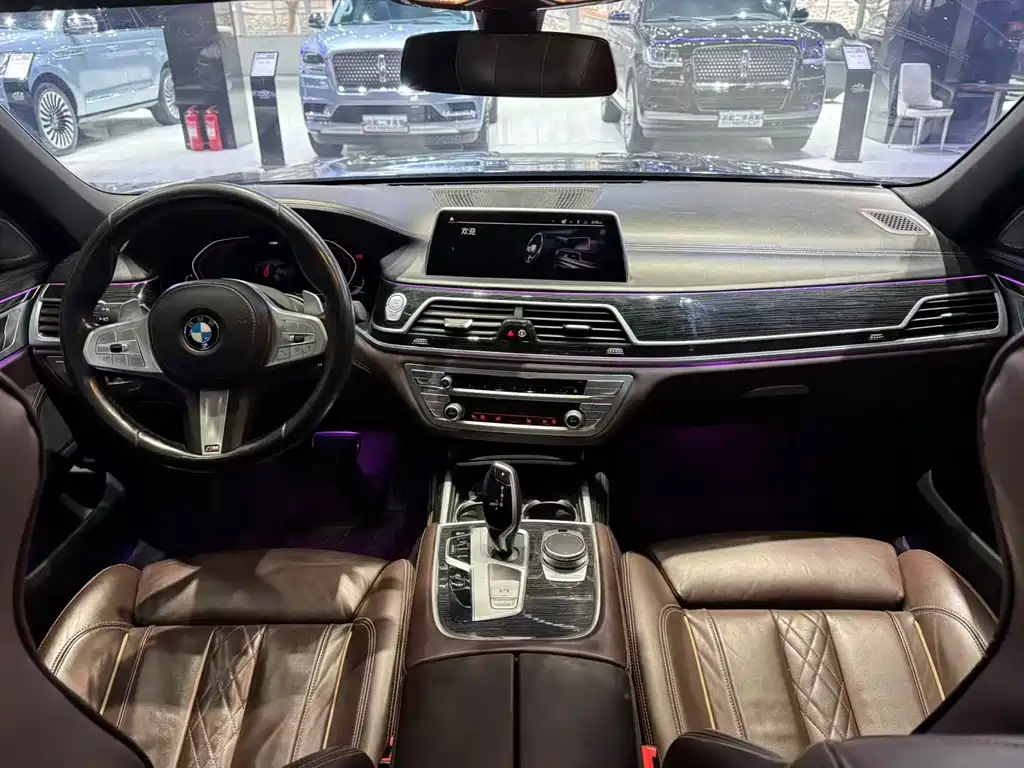 BMW BMW 7 Series 2021 730Li M Sport Package 2021 - thumbnail 8