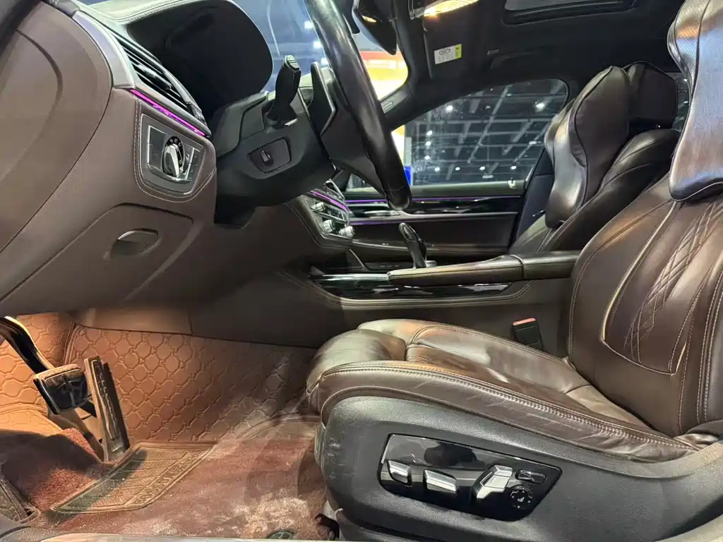BMW BMW 7 Series 2021 730Li M Sport Package 2021 - thumbnail 11