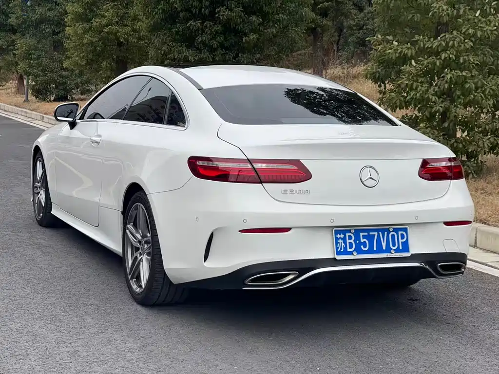 Mercedes-Benz Mercedes-Benz E-Class Coupe E 200 2019 Model 2019 - thumbnail 6