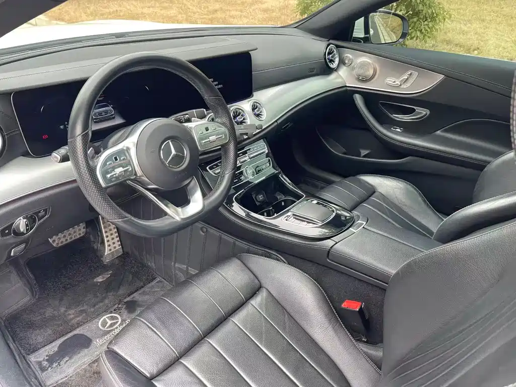 Mercedes-Benz Mercedes-Benz E-Class Coupe E 200 2019 Model 2019 - thumbnail 9