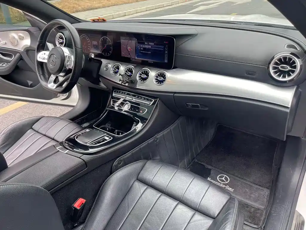 Mercedes-Benz Mercedes-Benz E-Class Coupe E 200 2019 Model 2019 - thumbnail 13