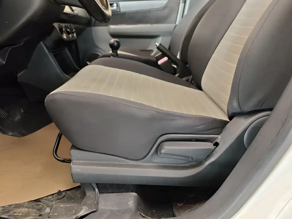Suzuki Swift 2016 1.5L Manual Fashion Edition 2016 - thumbnail 10